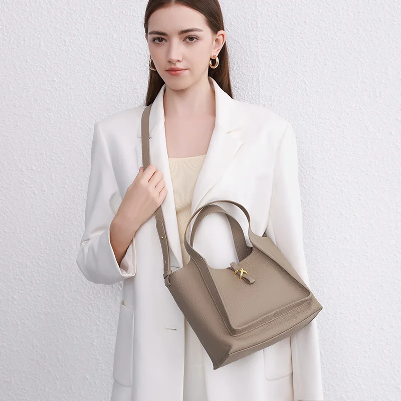 New Genuine Leather Handheld Crossbody Bags with Large Capacity Soft Leather Cowhide Shoulder bag 2023 tote bags for women