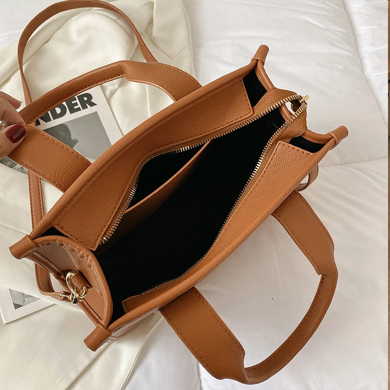 2023 Ladys The Tote Handbag Women's Letter Print Medium Commuter Briefcase Shoulder Bags Quality Pu Leather Female Crossbody Bag