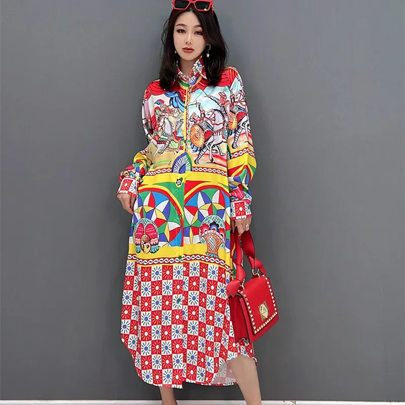 

Платье с цветочным принтом, длинным рукавом и воротником-поло