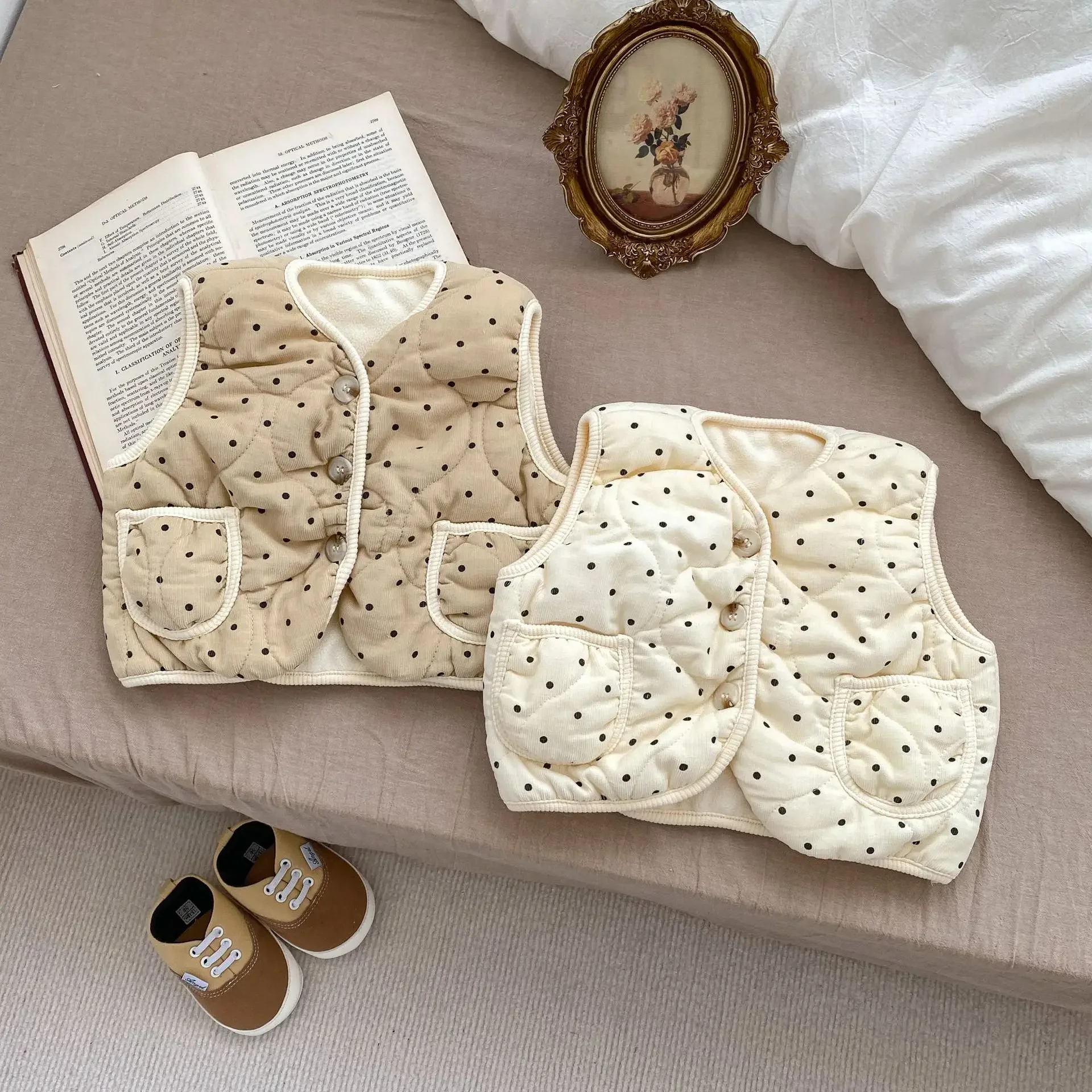 

Детская одежда, новинка осень-зима 2023, Модный хлопковый жилет для девочек, теплый жилет в горошек