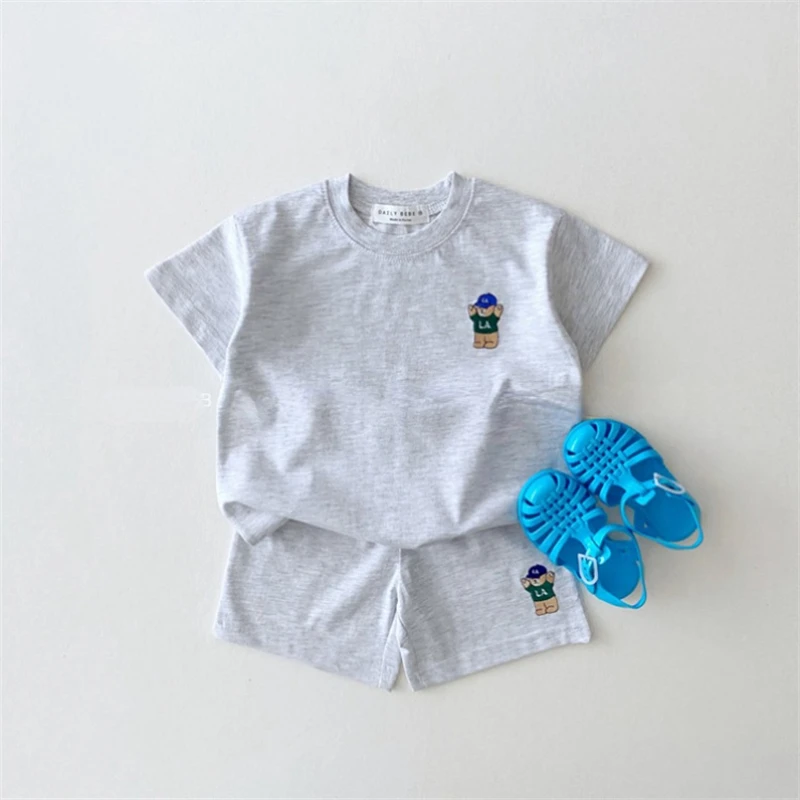 

Summer Boys And Girls Thin Cotton Bear Short Sleeve Suit Infant Embroidered T-Shirt + Shorts 2Pcs Baby Suit Toddler Clothes