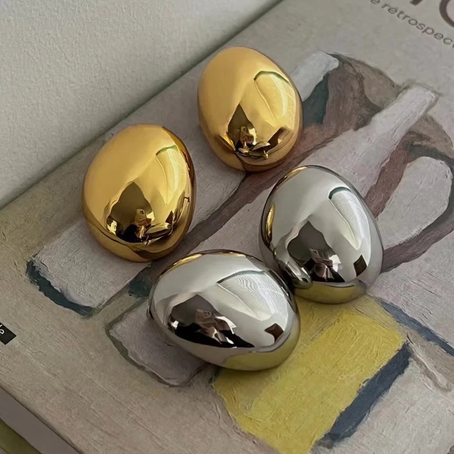 

Metal Glossy Three-dimensional Simple Exaggerated Luxury Big Earrings for Women