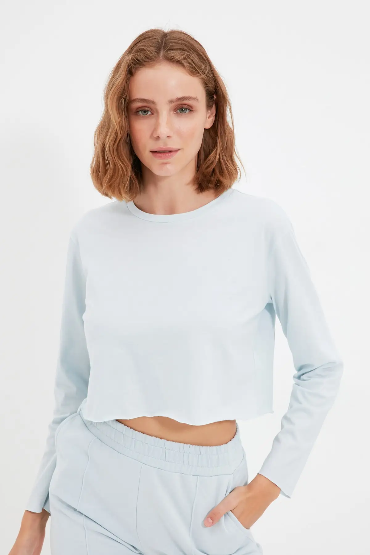 

Укороченная Трикотажная футболка из 100% органического хлопка TWOAW22TS0134