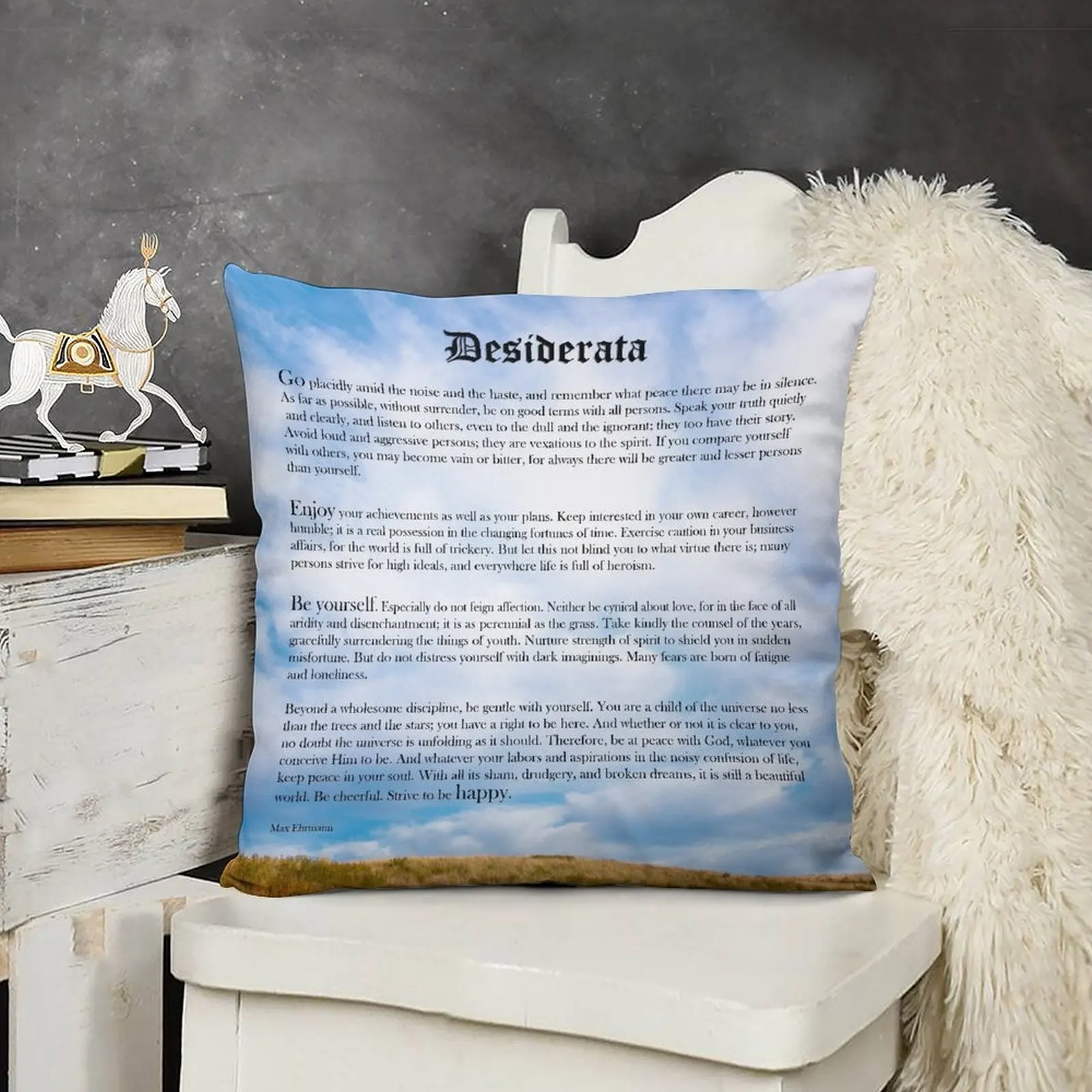 Диванная подушка Desiderata декоративные подушки