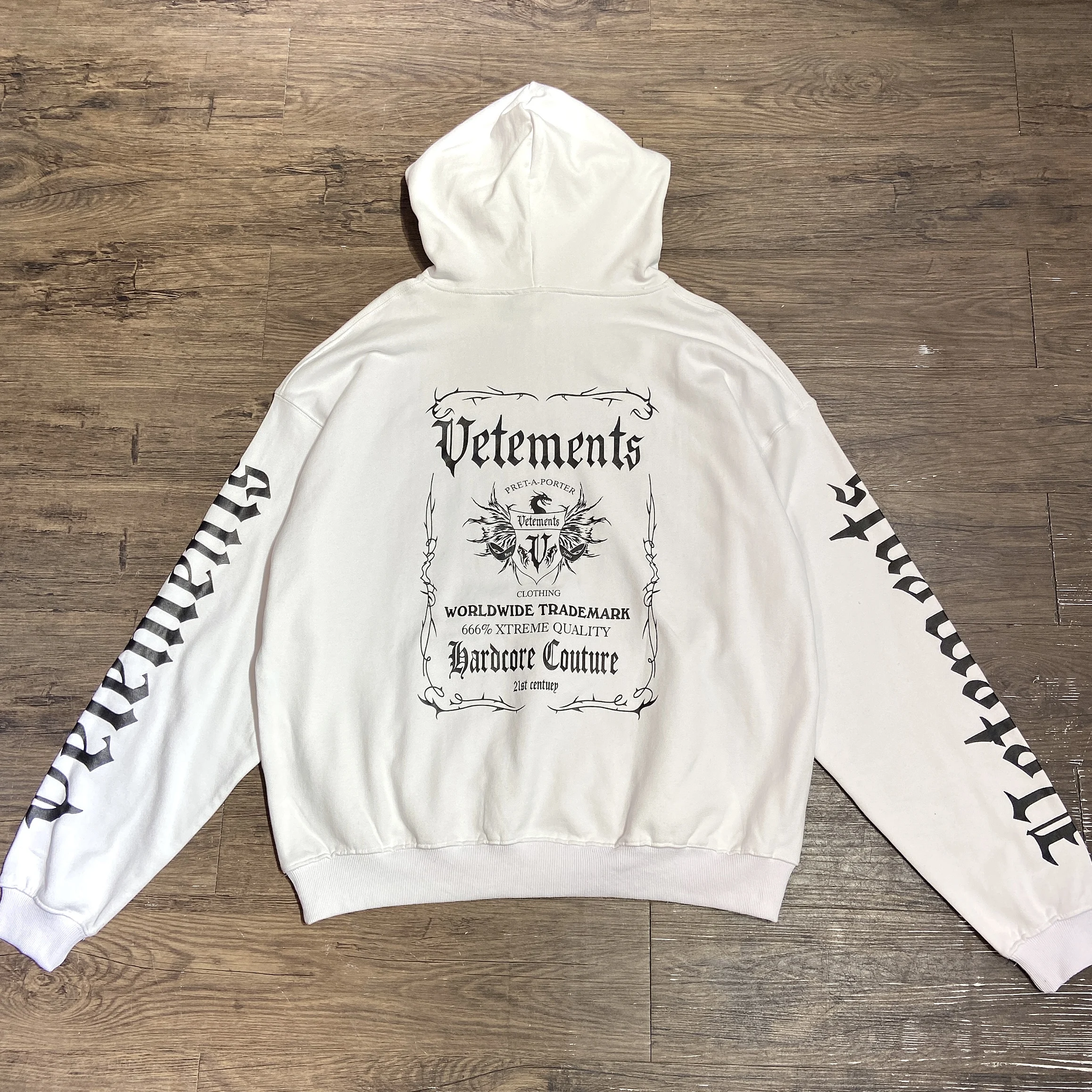 

New Fasion Dragon Print Vetements Men Women Hoodie Oversized Pullover White Black Clothes Soft Fabric
