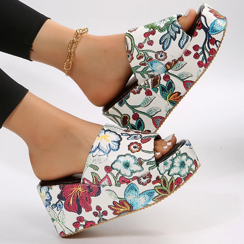 

2023 New Wedges Print Platform Slippers High Heels Sandals Casual Women Shoes Summer Designer Beach Flip Flops Sexy Pumps Slides