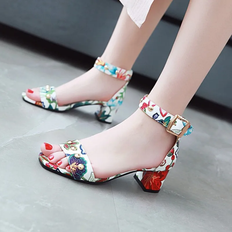 Print Flowers Sandals Women Ladies Gold Metal Buckle Rivets Summer Shoes Female Woman Ankle Strap Floral Sandals Sandalias Mujer