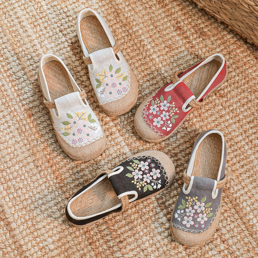 

Elegant embroidered linen shoes, fashionable new cotton and linen shoes, breathable and comfortable shoes women shoes