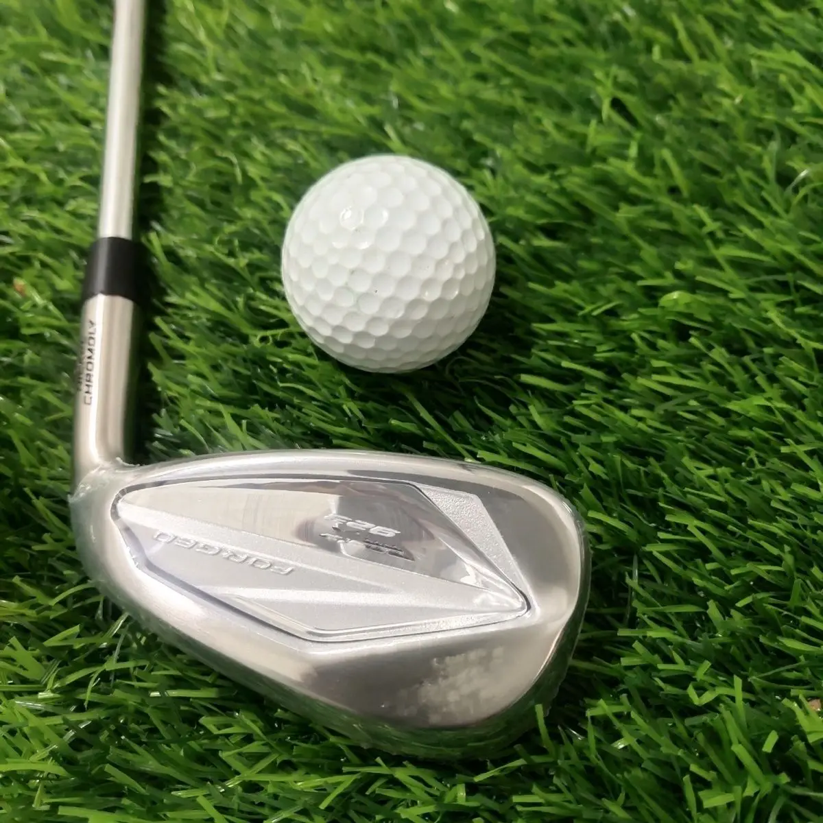 

2023 New JPX923 FORGED iron Golf club complete set of iron 4-9PG R/S steel shaft including cap sleeve JPX923 Pcs Brand new