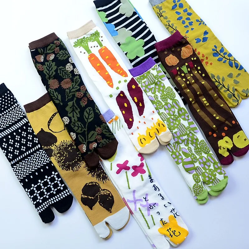 Men Women Creative Jacquard Two-Toed Middle Tube Split Toe Tabi Socks Happy Harajuku Socks Funny Gift High Tube Two Finger Socks