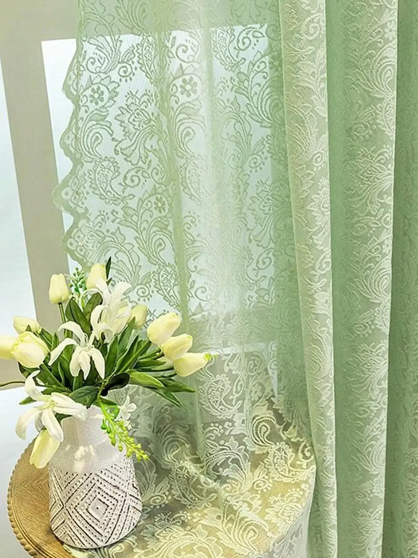 Кружевные тюлевые шторы с бусинами