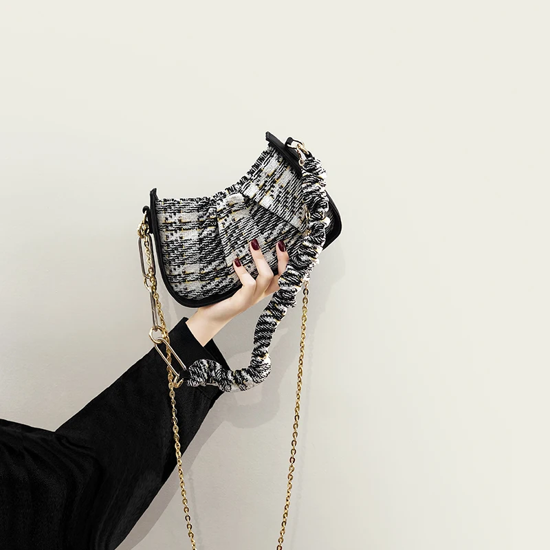 

This Year's Popular Small Bag Women's Summer 2022 New Niche Chain Messenger Bag High-Grade Pleated Shoulder Underarm Bag