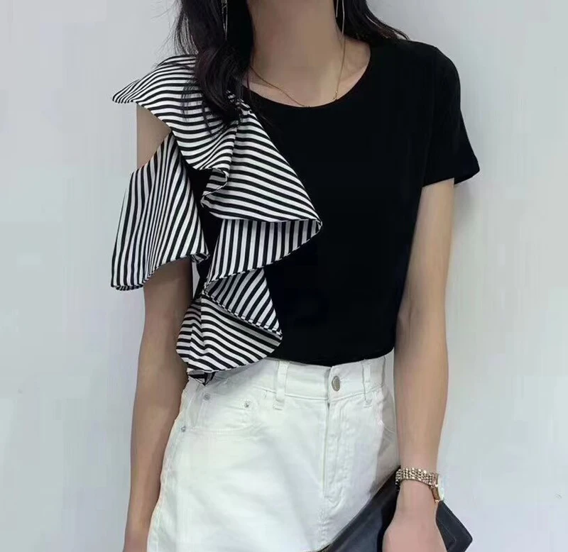 

2022 summer irregular round neck striped top