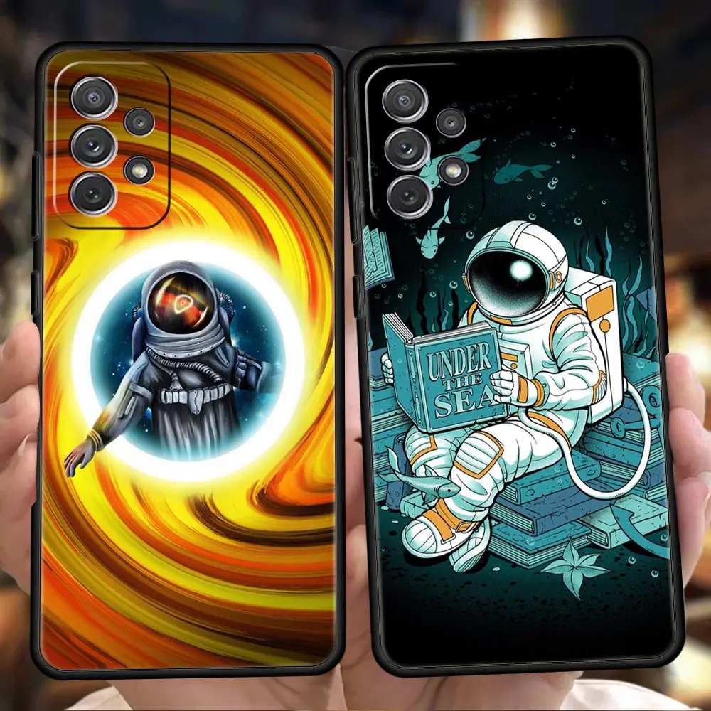 

Cute Astronaut Silicone Case For Samsung Galaxy A32 A52 A13 A22 A72 A51 A71 A41 A11 A31 A21S 5G Luxury Phone Cover Shell Fundas