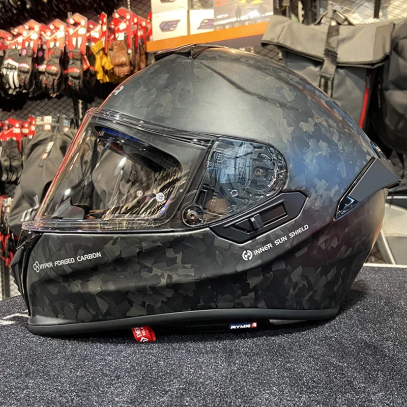 

Suitable for forged carbon fiber helmet motorcycle double lens anti fog motorcycle full helmet