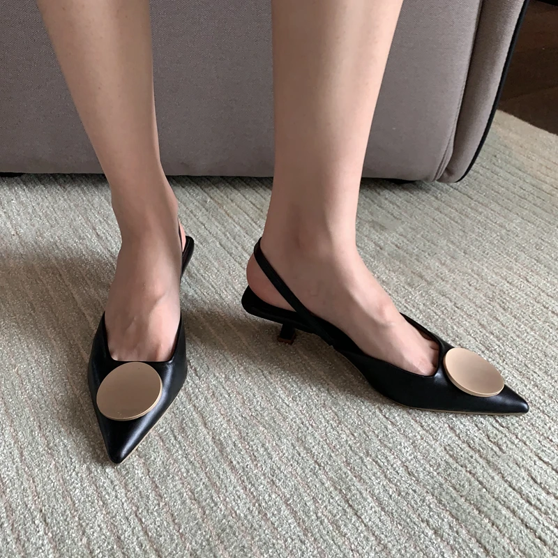 

Женские босоножки без задника, туфли без задника с металлической пряжкой и острым носком, на тонком низком каблуке, весна 2023