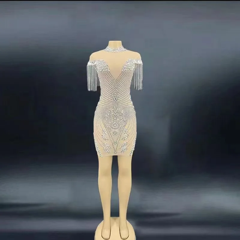 

H444 внутренняя музыкальная скрипка, выступление на сцене, полностью алмазное сверление цепей, прозрачная певица, награды, церемонии, Rave Slim