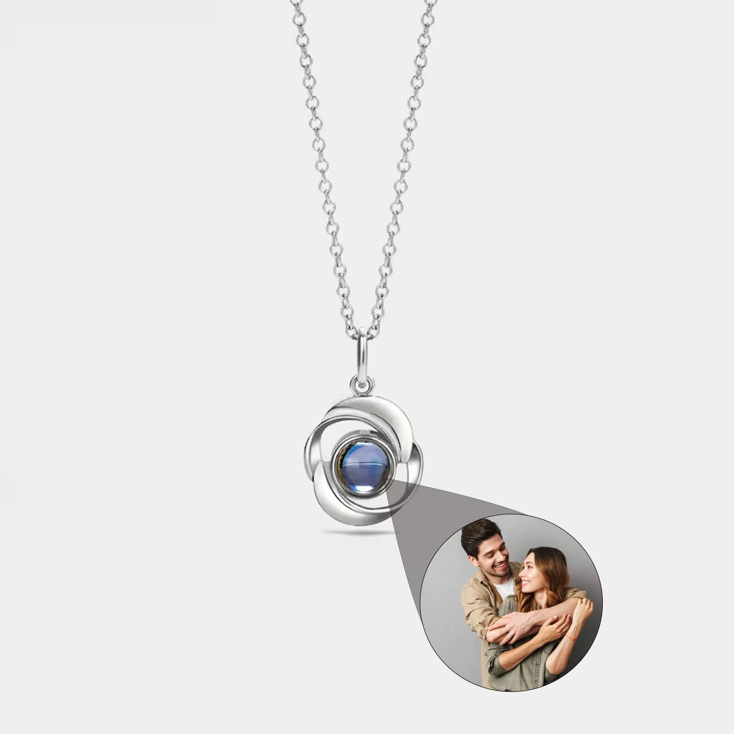 Цепочка с подвеской в виде цветка розы