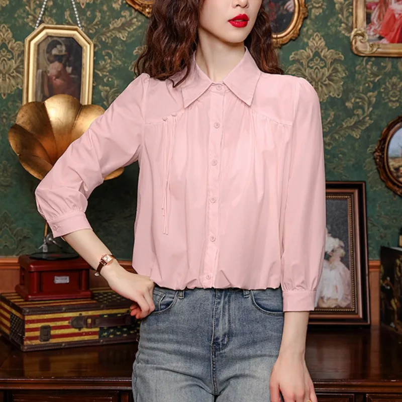 Рубашка Женская приталенная во французском стиле весна-лето 2024