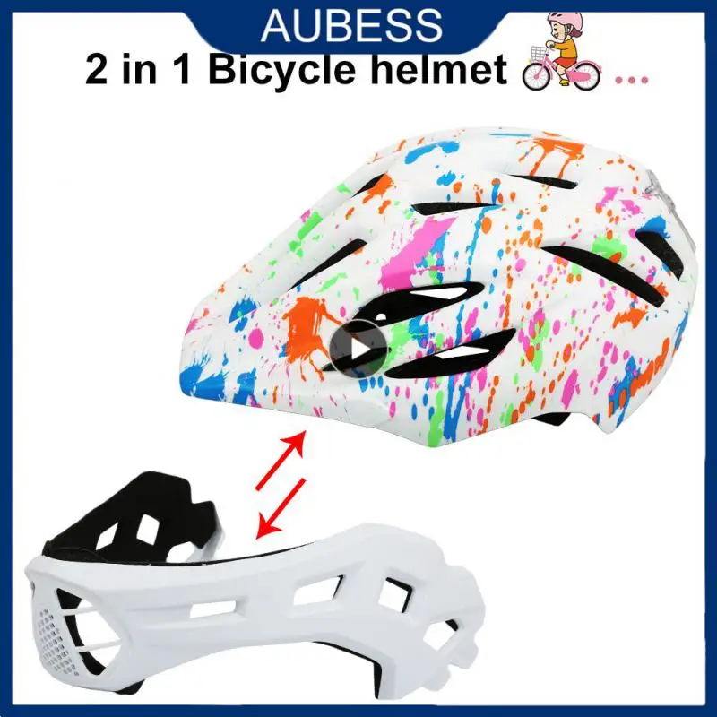 

Full Face Helmet Ultralight 13 Colors Skating Helmet Breathable Anti-impact Riding Bicycle Helmets Outdoor Sport Accessories