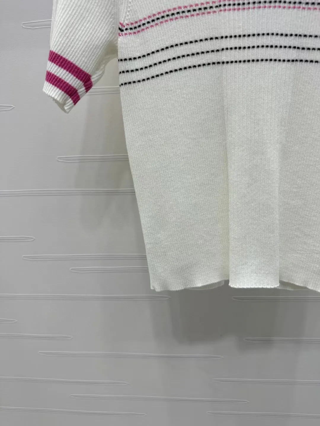 Женские трикотажные короткие рукава с вышивкой по индивидуальному заказу