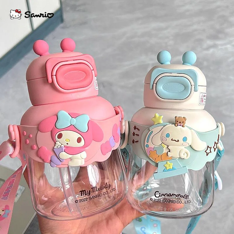 

600ml Sanrio Children Creative Straw Cup Kawaii Cinnamoroll Kuromi Cartoon Space Cup Student Outdoor Portable Water Cup 2023