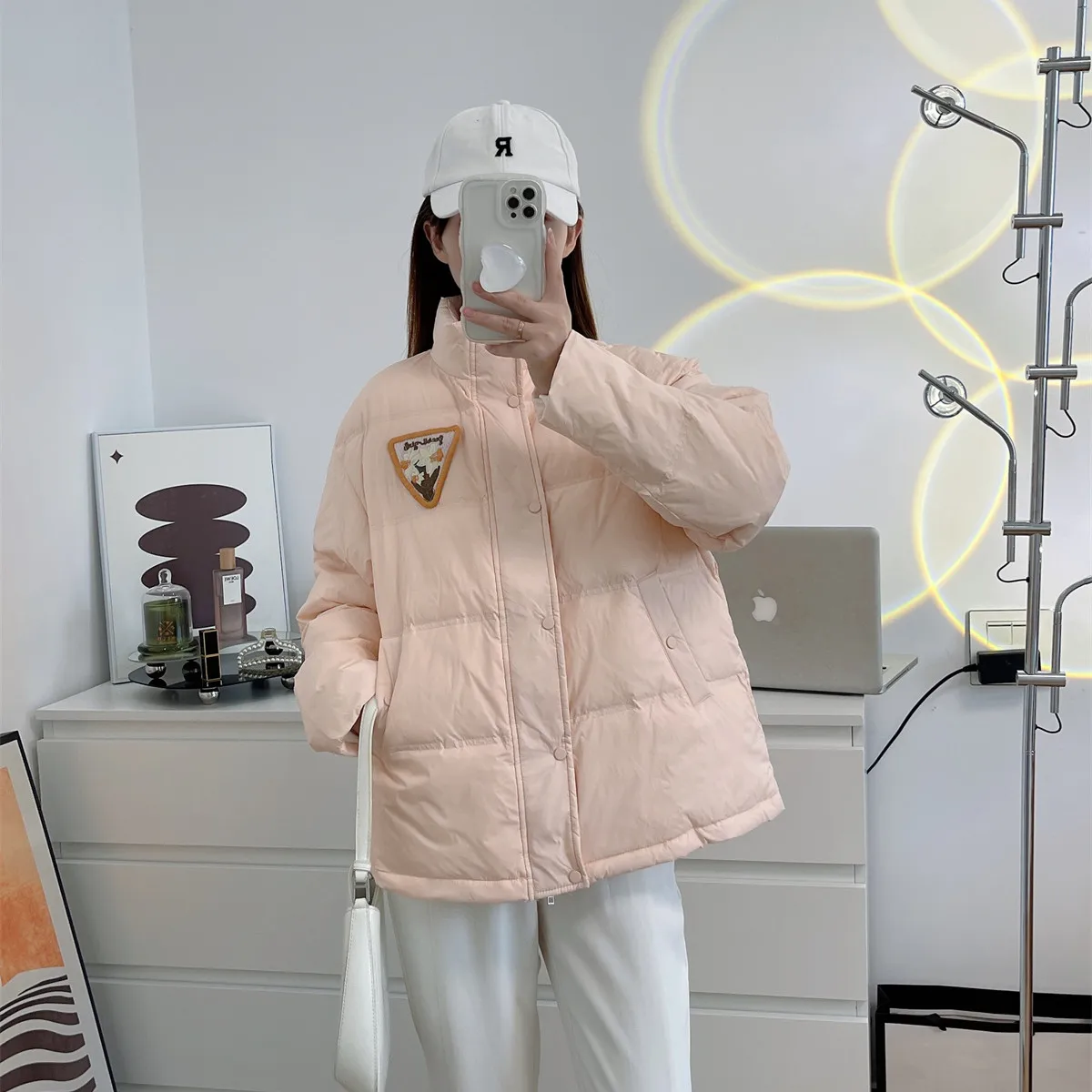 Down jacket women's short new winter Korean version loose white duck down jacket small thick padded jacket coat bread coat