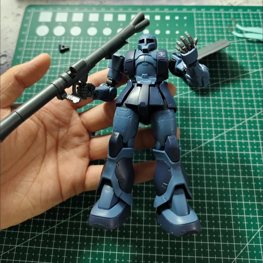 Фото GTO MS-05 HG 1/144 Zaku Black Tri Stars: Набор для сборки меха, фигурки, украшение для рабочего стола, игрушка, подарок №1