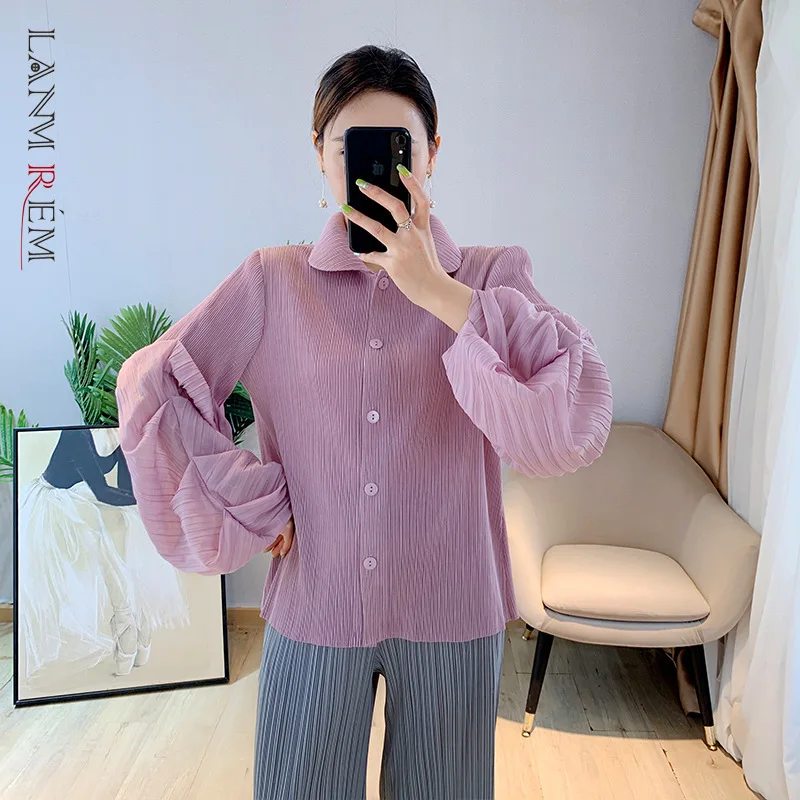 

LANMREM 2022 Spring Pleated Puff Sleeves Shirts For Women Lapel Single Breasted Loose Casual Solid Color Shirts Top 2M353