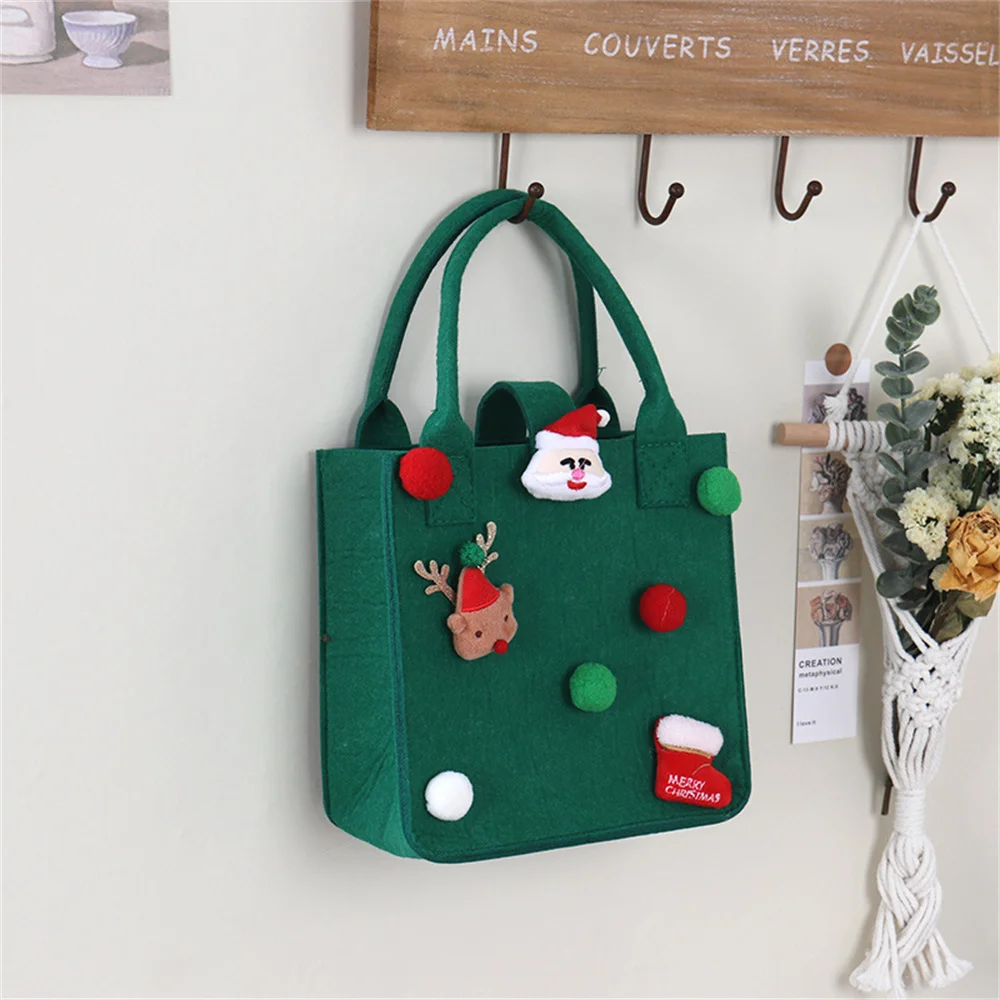 

Рождественские подарочные пакеты из фетра