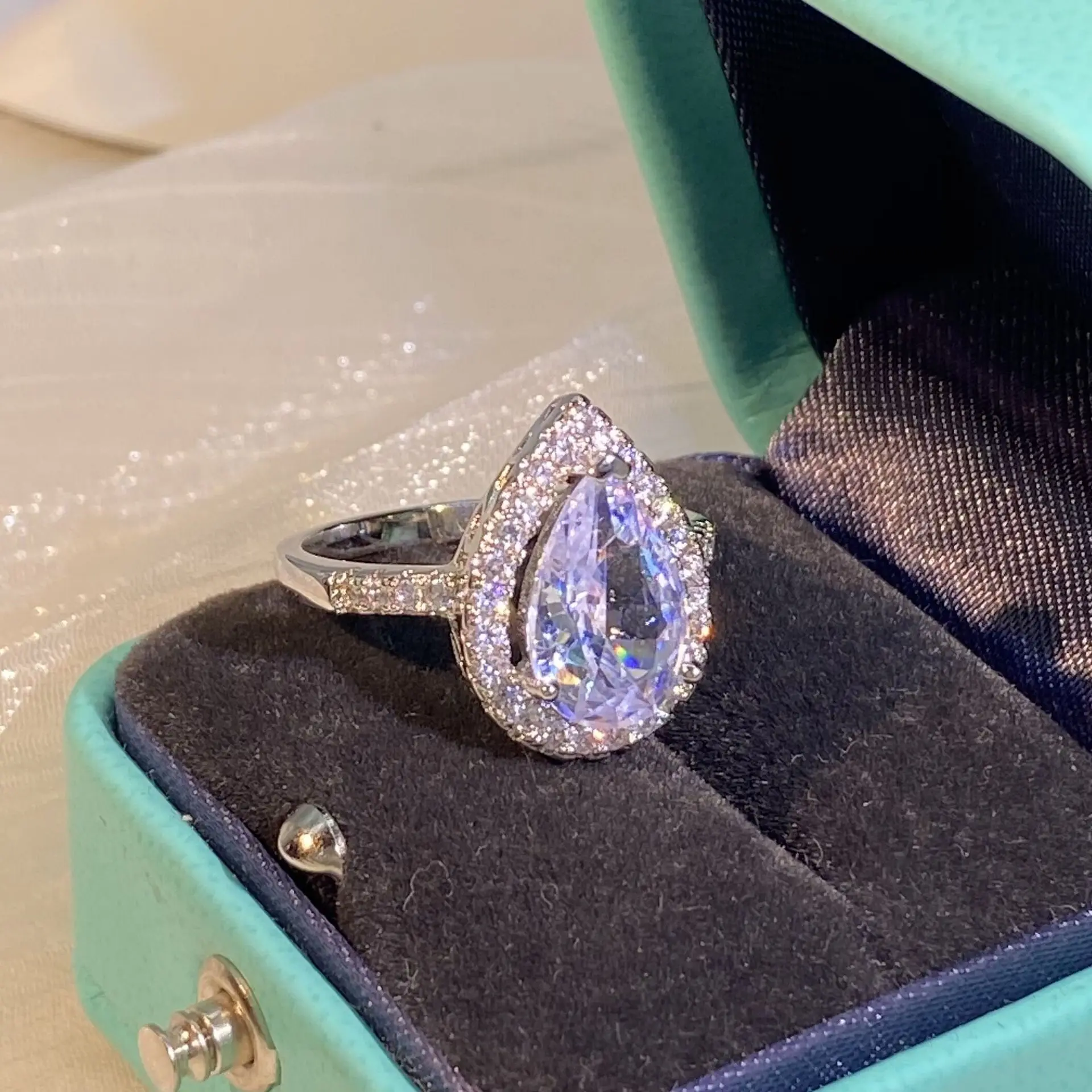 

100% 925 Sterling Silver Diamond Ring for Women Anillos De Wedding Bands Heart Origin Diamond Jewelry Gemstone Ring Box Females