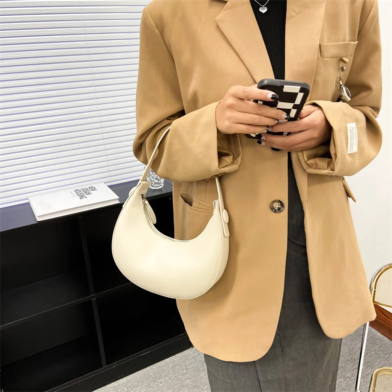 Trendy Minimalist Half Moon Shoulder Bag Woman Luxury Solid Pu Leather Women Handbag Designer Underarm Crescent Large Purse Lady