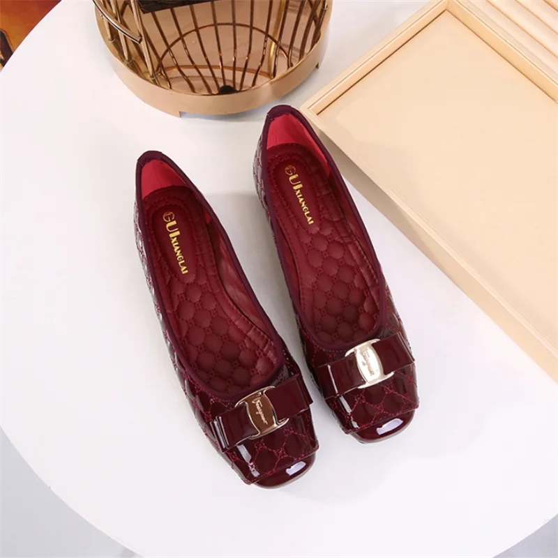 New 2023 Women's Flat Shoes Designer Shoes Woman Luxury Moccasins Fashion Shallow Mouth Women Flats Office Ladies Shoes