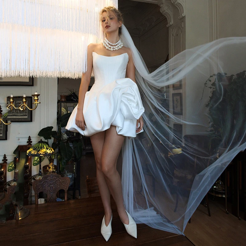 Платье женское атласное Короткое без бретелек рукавов