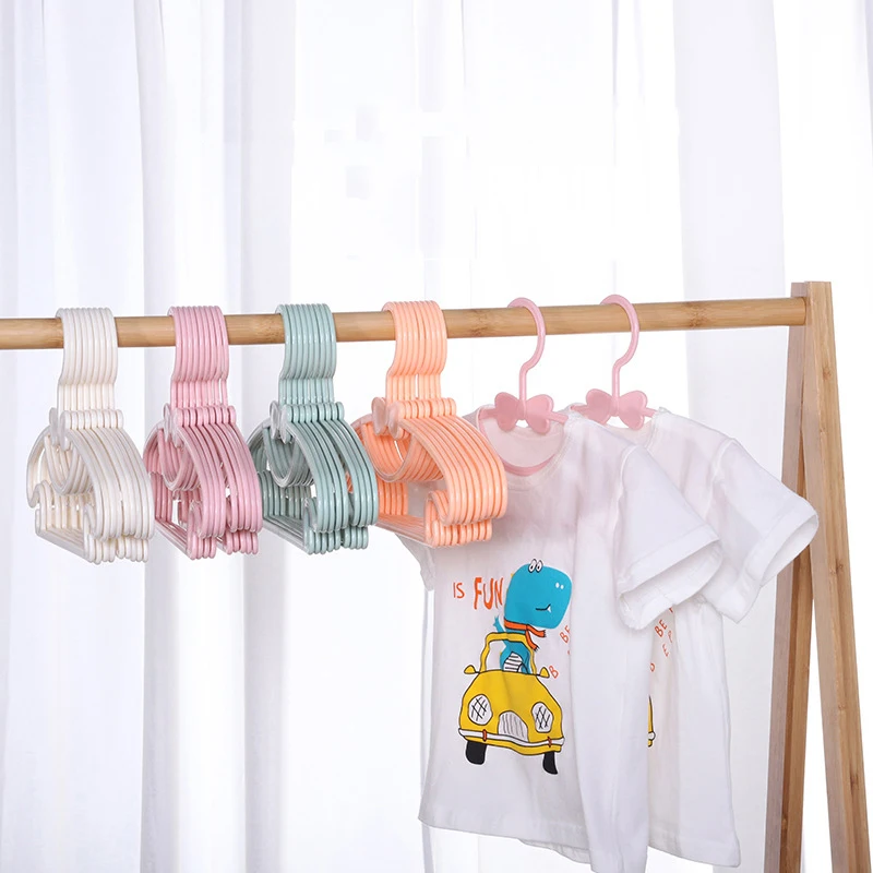 10pcs Kids Clothes Hanger Racks Portable Plastic Display Hangers Windproof Children Coats Hanger Bathroom Dormitory Organizer