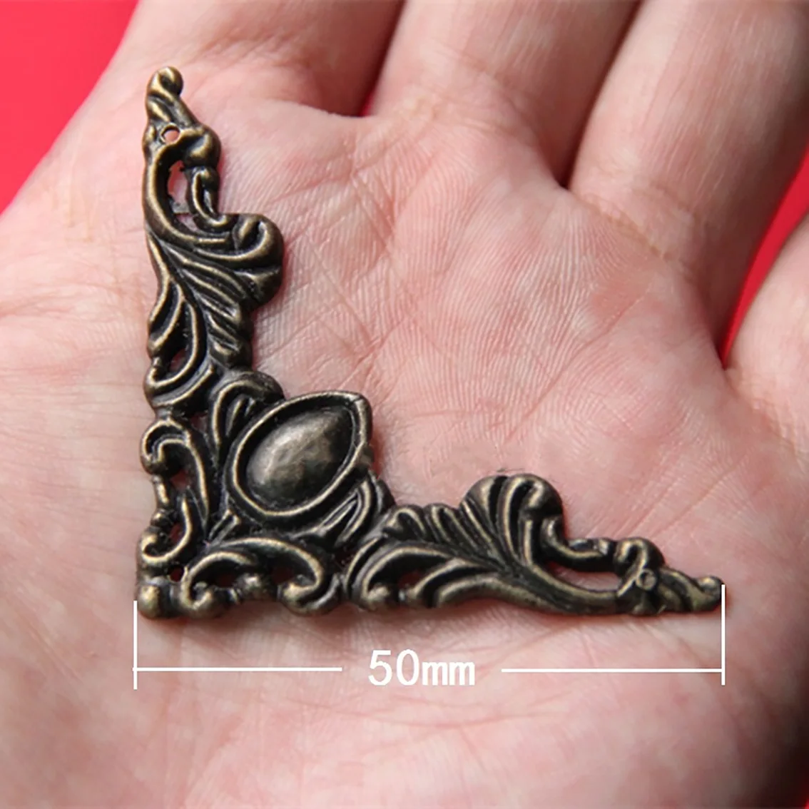 

4Pcs Vintage Corner Protector Patch 50mm DIY Album Book Wooden Box Jewelry Box Pressing Corner Anti-Collision Accessories