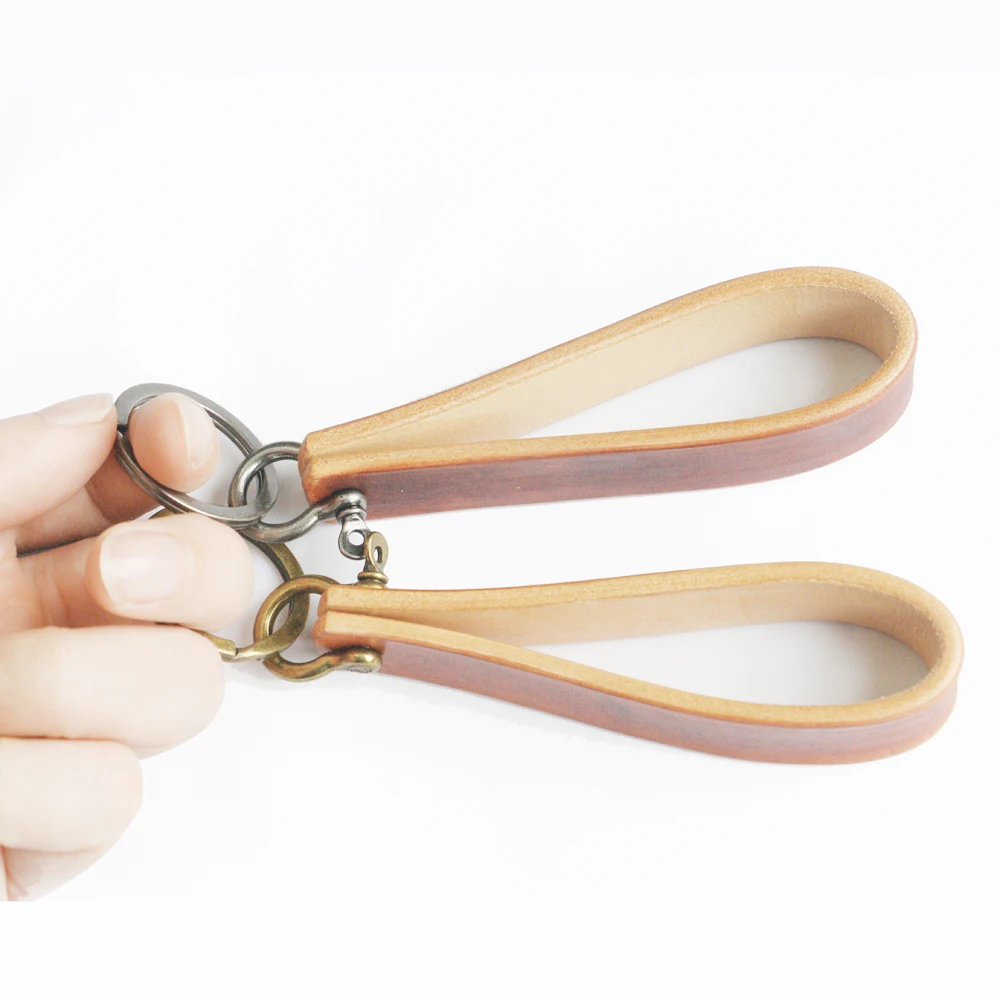 

YLTEI Vegetable Tanned Leather Pure Handmade Horseshoe Car Key Chain Ring Buckle Pendant,Cowhide Metal Keychain Design Gift