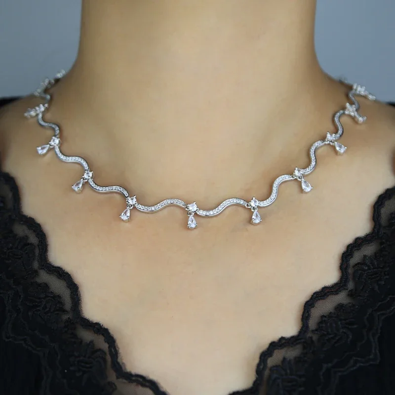 2024 Модные Белые Розовые каплевидные фианиты с микрозакрепкой фианита украшенные