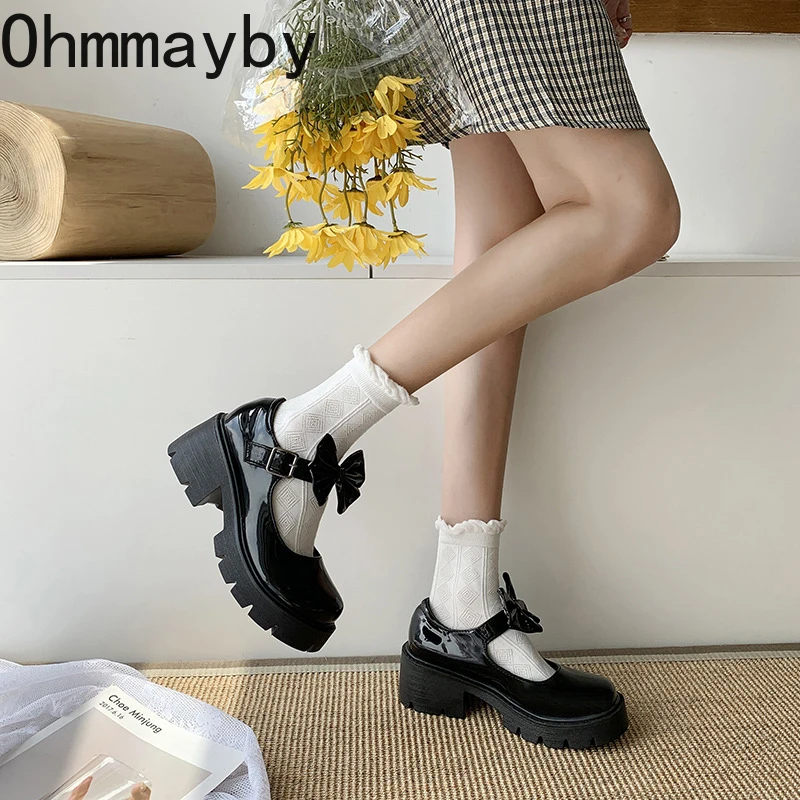 

Туфли Lolita женские на платформе и высоком каблуке, японская Модная студенческая обувь для косплея из лакированной кожи с круглым носком, Мэр...