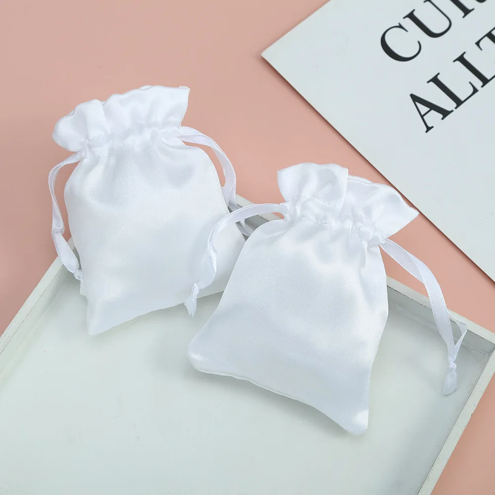 

Сатиновые мешочки для украшений, 10 шт.