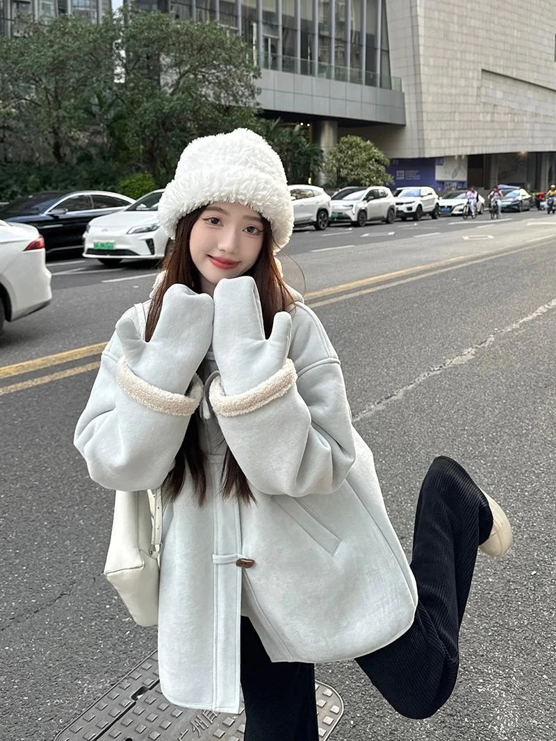 Plus size women clothing Horn Buckle Fur Integrated Berber Fleece Outerwear Autumn and Winter New Chubby Girl Long sleeve Hoo...