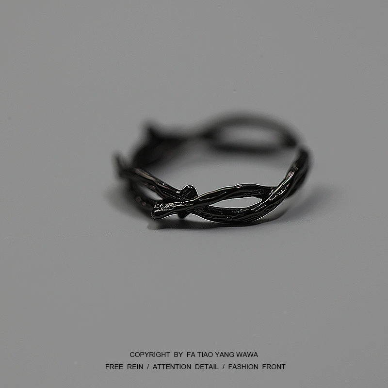 

Thorn thorn branch dark ring