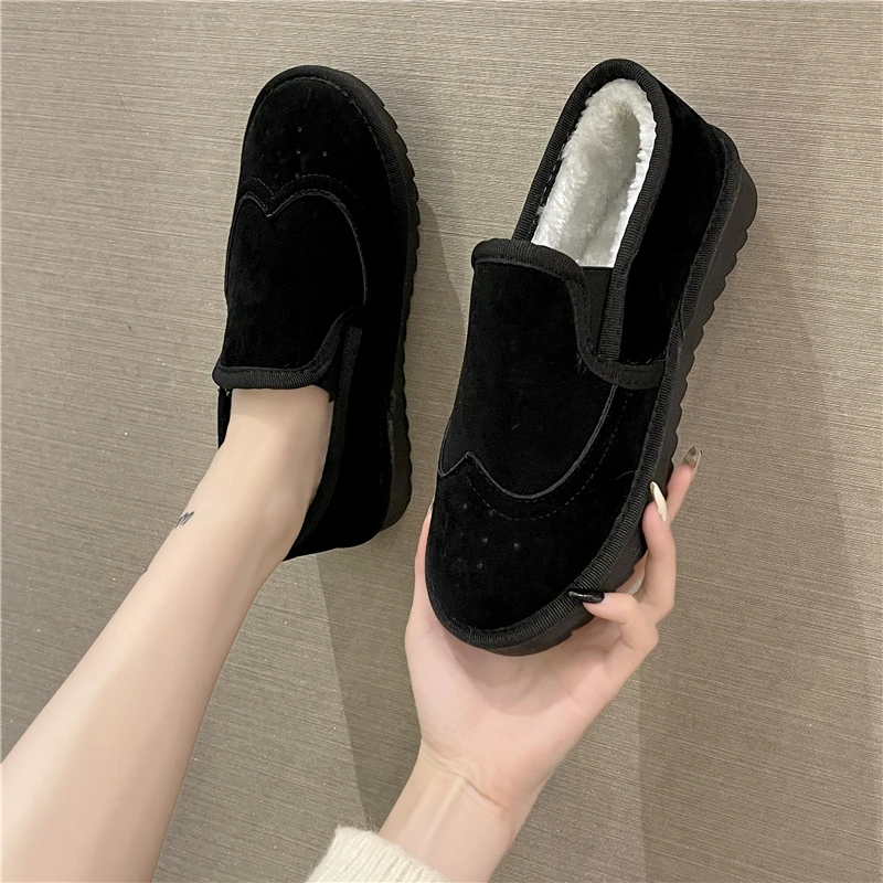 

2022 Women Autumn Winter Flats Slip on Casual Cotton Shoes Warm Cozy Female Plus Size Loafers Snow Shoes Anti Skid Women's Shoes