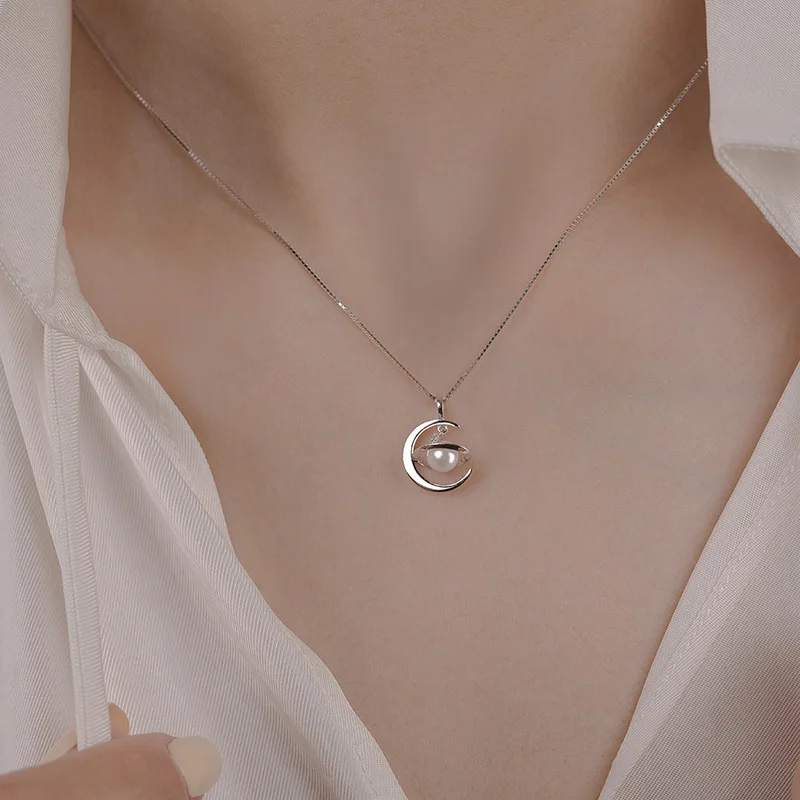 

Exquisite Trendy Moon Planet Pendant Necklace Woman Simple Clavicle Chain Shiny Round Bead Gift For Girls Jewelry