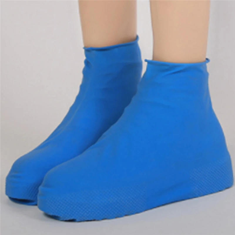 

Пара многоразовых силиконовых обувных чехлов размеров S/M/L