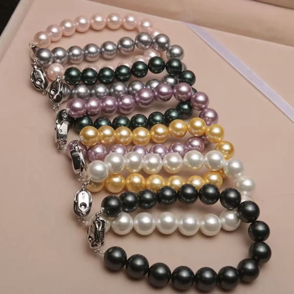 

10mm Multicolor Round Natural Shell Pearl Bracelet Fashion Small High Grade Hand Decoration Women Girls Jewelry Making Design