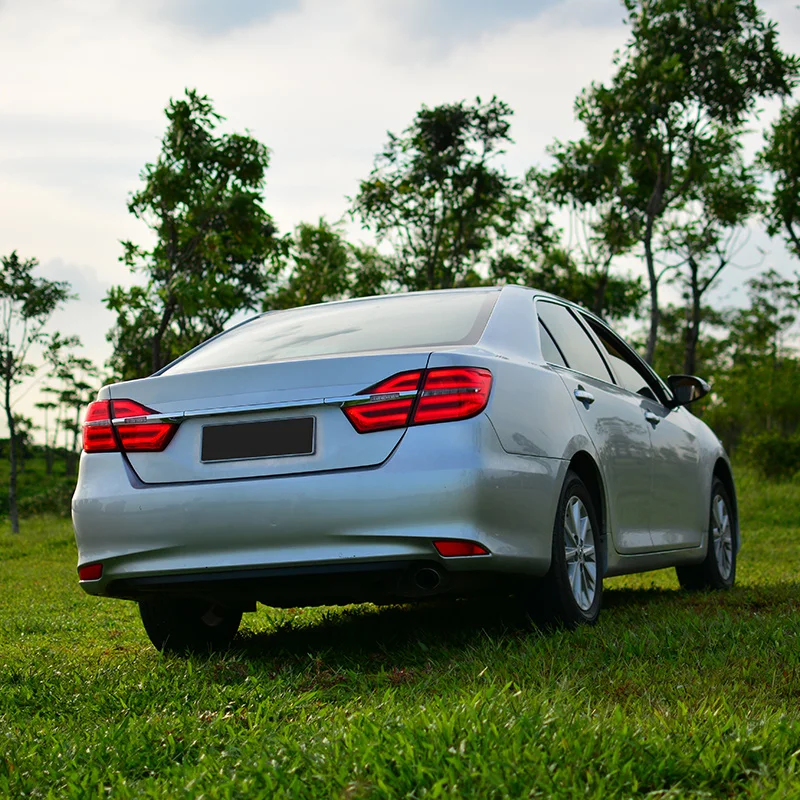 Задний фонарь в сборе для Toyota