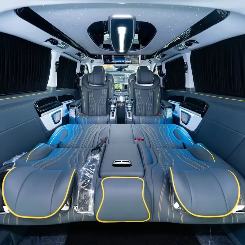 Фото Dingkong Vito W447, кожаный салон цвета слоновой кости, VIP-интерьер, большой экран для развлечений, капитанское сиденье, подсветка салона. |   Производитель на заказ №4