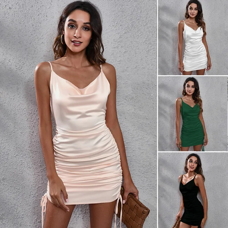 

Women's Fashion V-neck Backless Smocked Ding Sling Dress