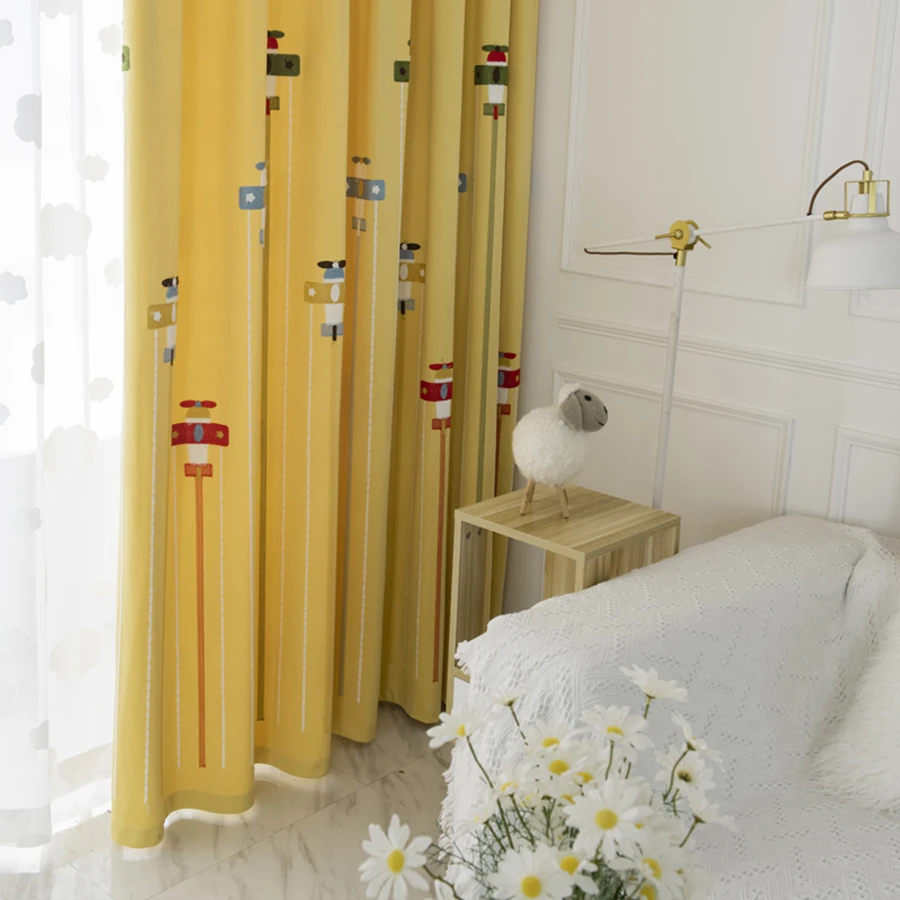 Мультяшные занавески для детской комнаты подарок мальчиков желтые оконные с